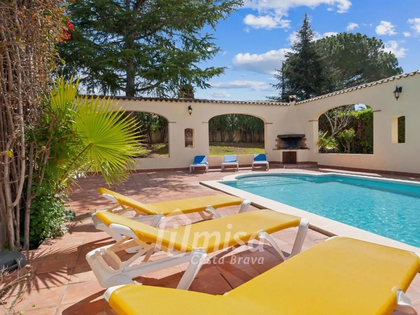 Villa Linda كالونج بيت للعطل